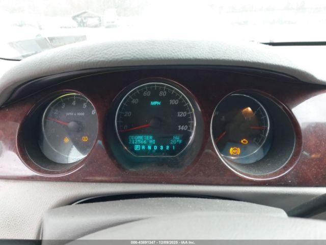 Buick Lucerne Cxl Image 3