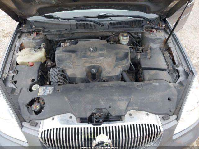 Buick Lucerne Cxl Image 10