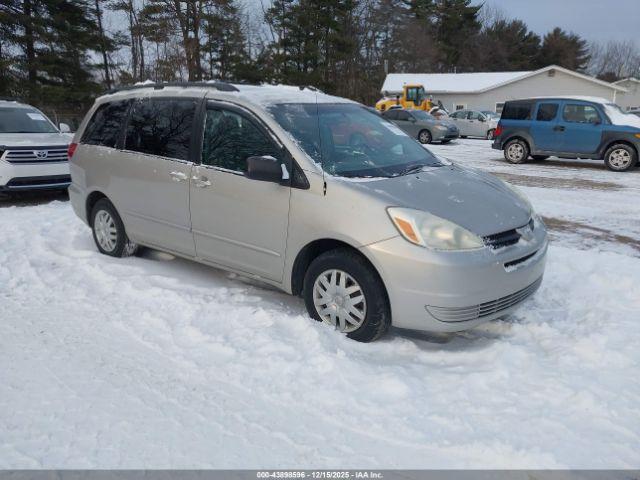  Salvage Toyota Sienna