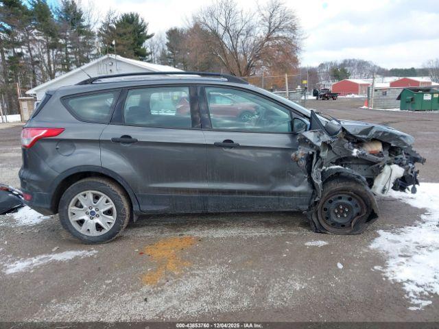 Ford Escape S Image 17