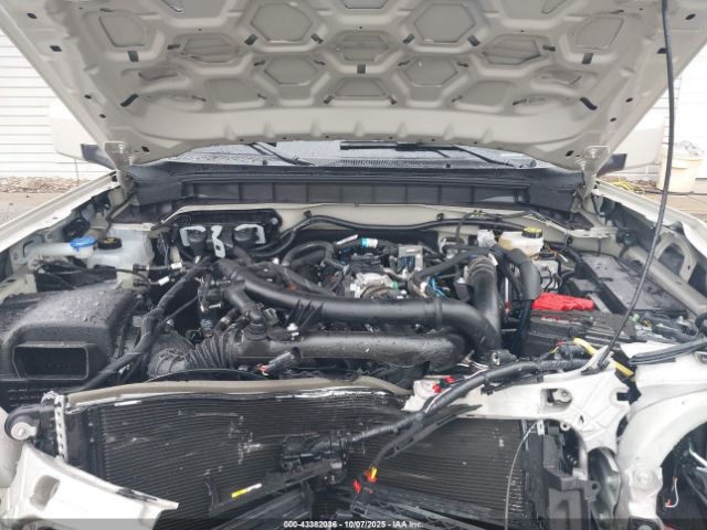 Ford Bronco Outer Banks Image 16