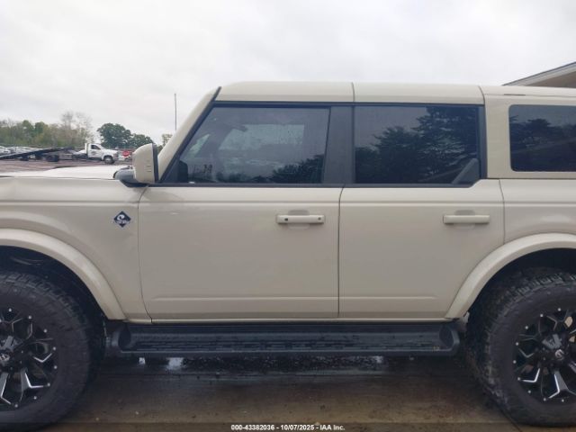 Ford Bronco Outer Banks Image 15