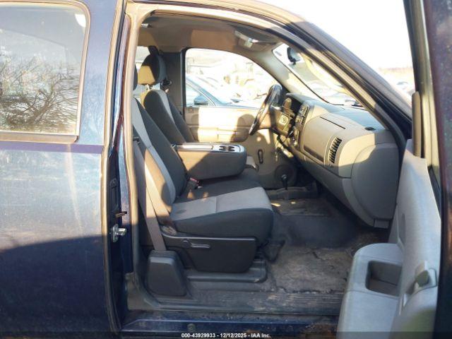 GMC Sierra 1500 Work Truck Image 6