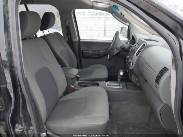 Nissan Xterra S Image 5