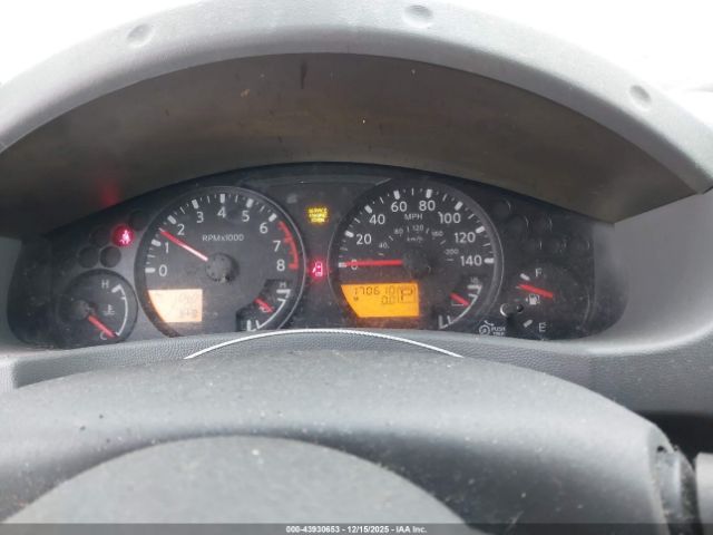 Nissan Xterra S Image 6