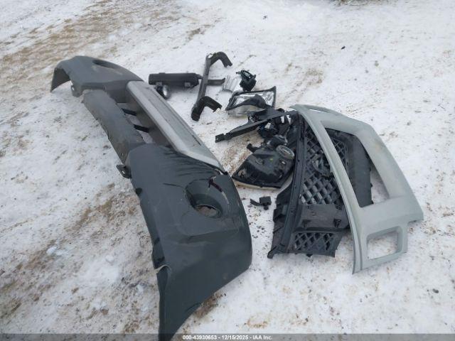 Nissan Xterra S Image 11