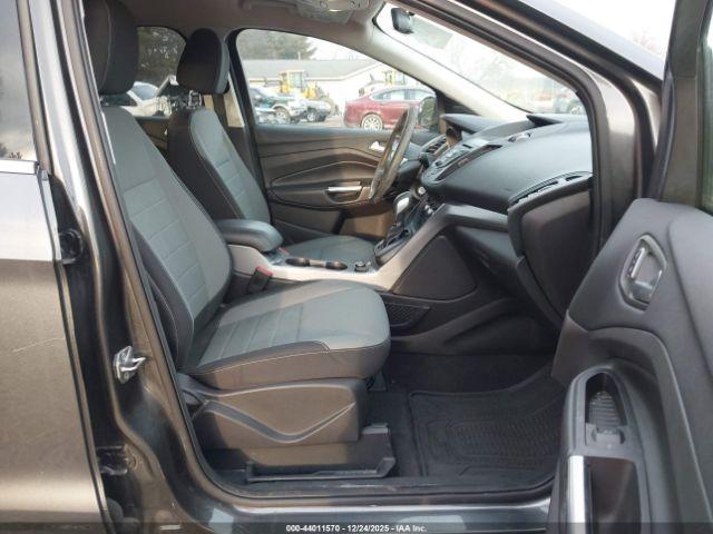 Ford Escape Se Image 9