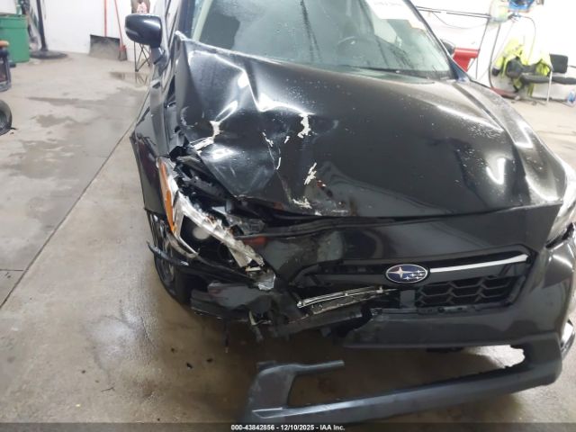 Subaru Crosstrek 2.0i Limited Image 5