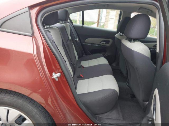 Chevrolet Cruze Ls Auto Image 15