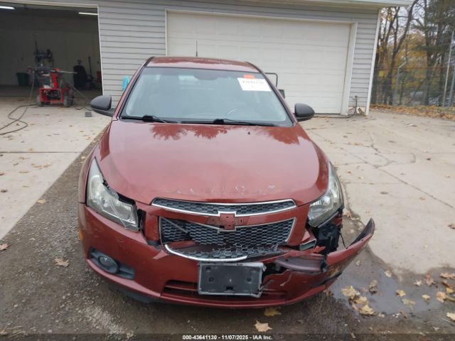 Chevrolet Cruze Ls Auto Image 14