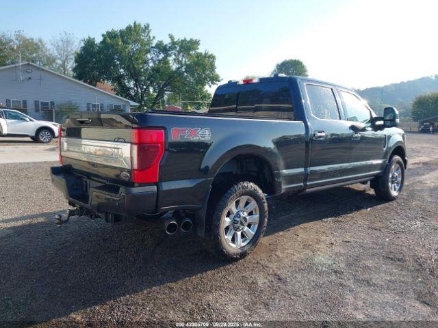 Ford F-250 Platinum Image 2