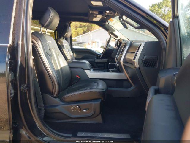 Ford F-250 Platinum Image 8