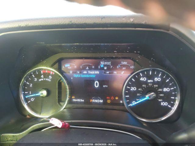 Ford F-250 Platinum Image 5