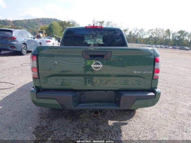 Nissan Frontier Sv 4x4 Image 16
