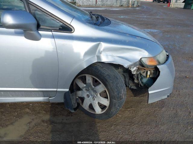 Honda Civic Lx Image 10