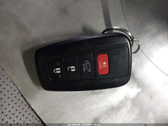 Toyota Highlander Hybrid Limited Image 10