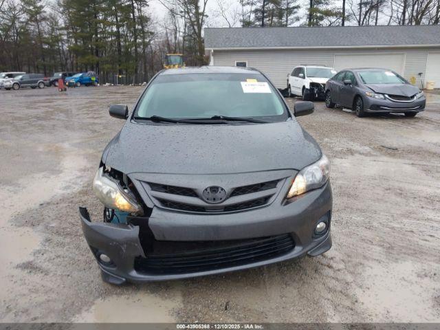 Toyota Corolla S Image 3