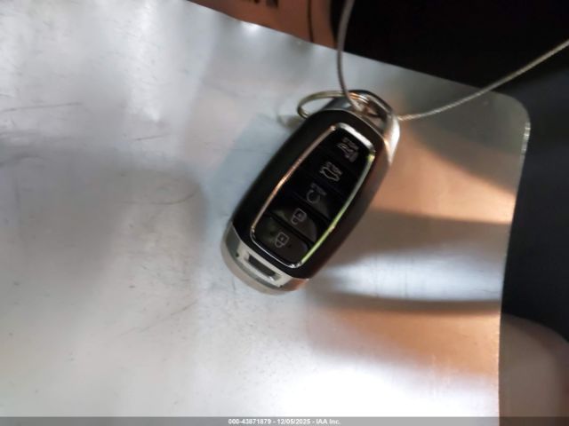 Hyundai ELANTRA Sel Image 4