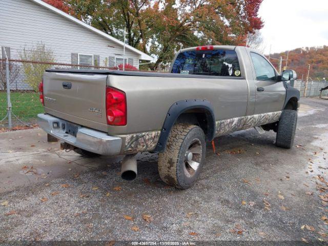 Dodge Ram 2500 Image 4