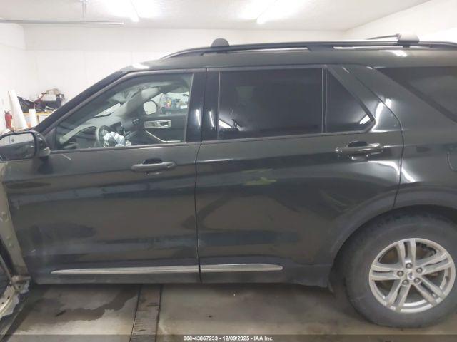 Ford Explorer Xlt Image 5