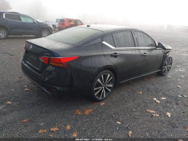 Nissan Altima 2.5 Sr Image 9