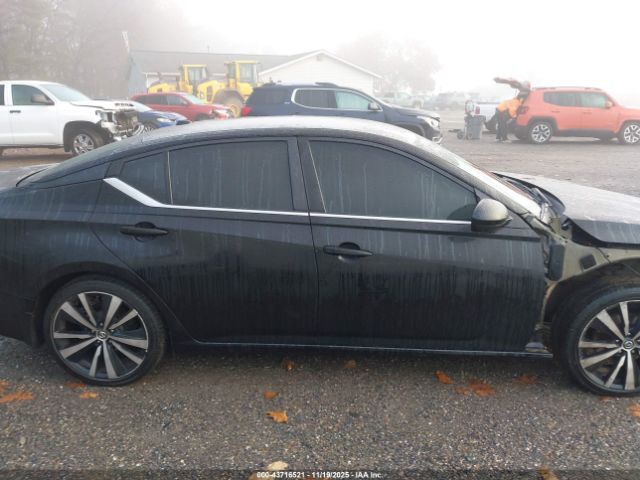 Nissan Altima 2.5 Sr Image 17