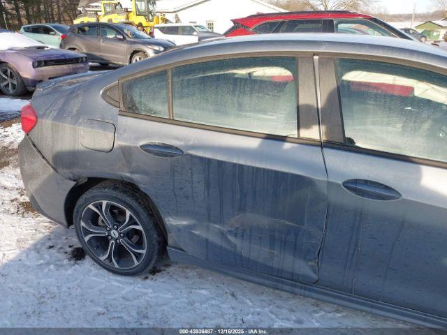 Chevrolet Cruze Lt Image 7