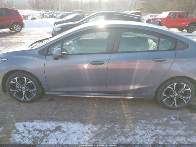 Chevrolet Cruze Lt Image 16