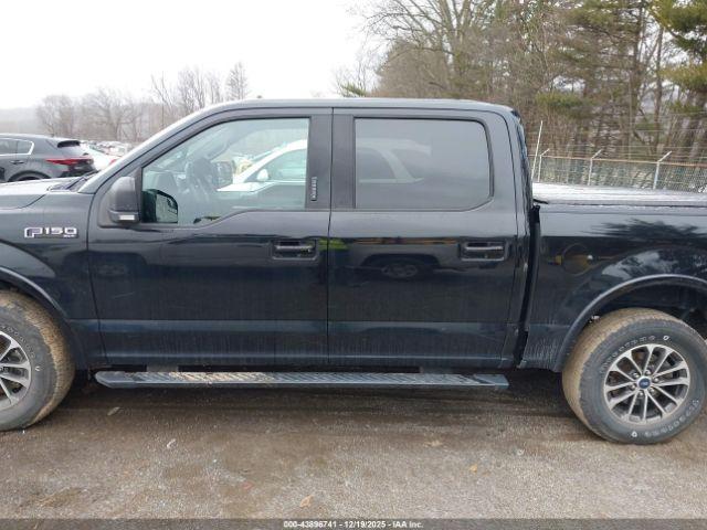 Ford F-150 Xlt Image 8