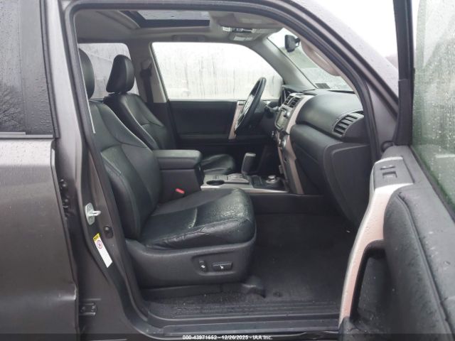 Toyota 4Runner Limited Image 5