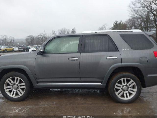 Toyota 4Runner Limited Image 13