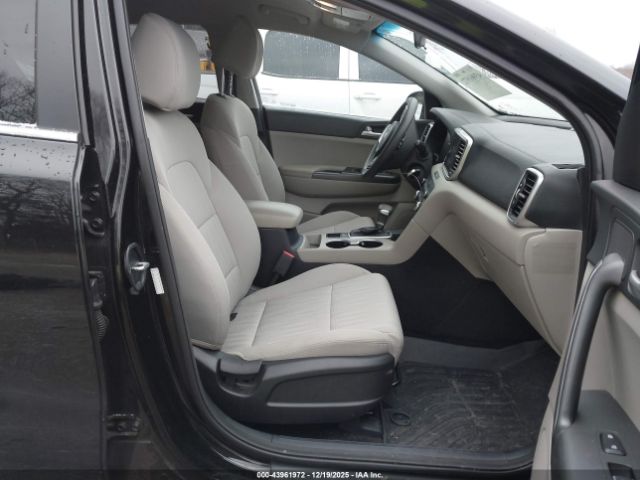 Kia Sportage Lx Image 2