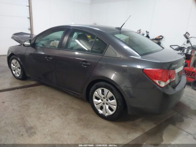 Chevrolet Cruze Ls Auto Image 12