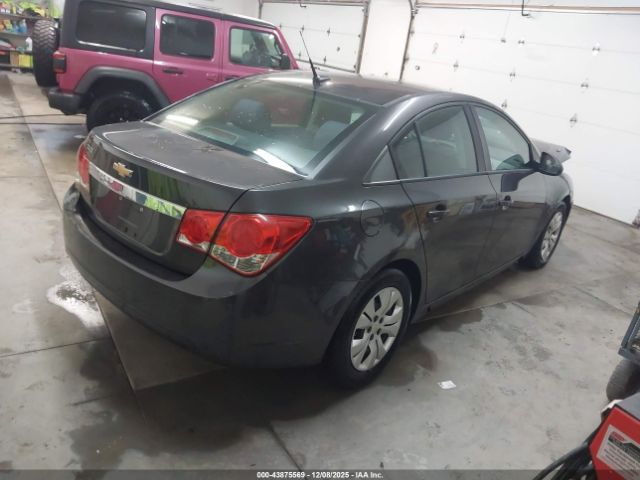 Chevrolet Cruze Ls Auto Image 13