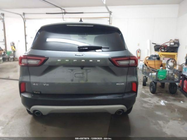 Ford Escape Active Image 14