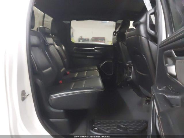 Ram 1500 Laramie  4x4 5'7 Box Image 13