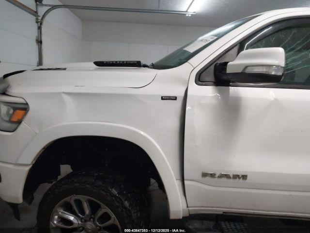 Ram 1500 Laramie  4x4 5'7 Box Image 9