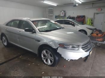  Salvage Ford Taurus
