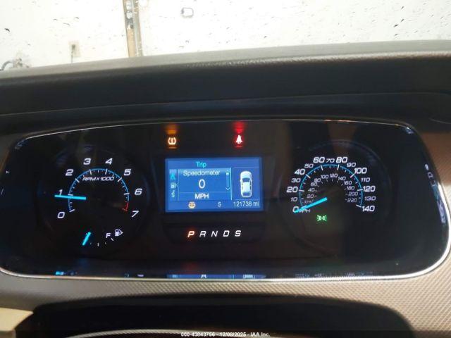 Ford Taurus Se Image 9