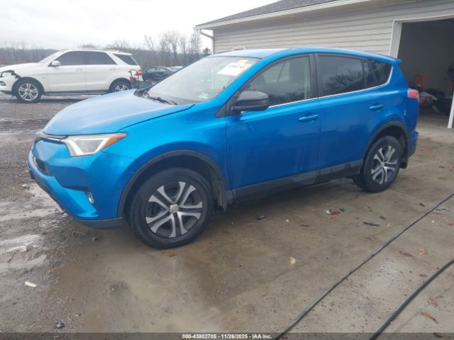 Toyota RAV4 Le Image 8