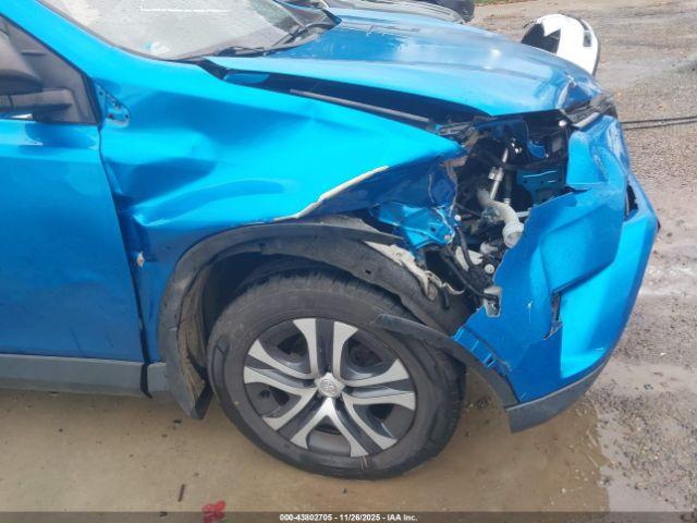 Toyota RAV4 Le Image 3