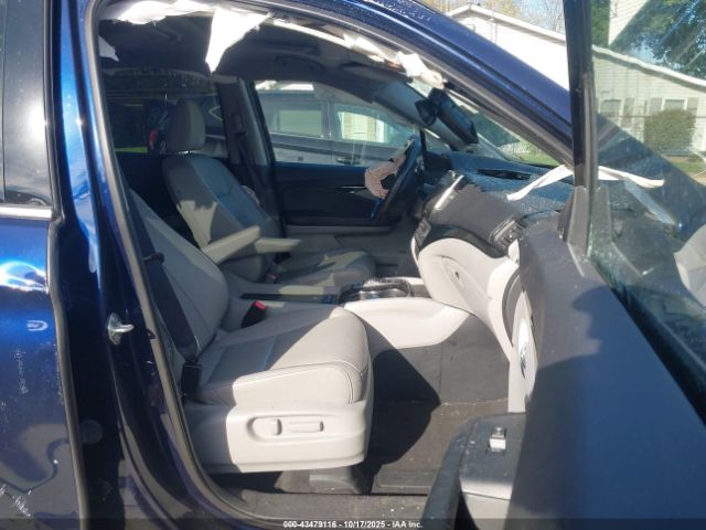 Honda Pilot Touring Image 8