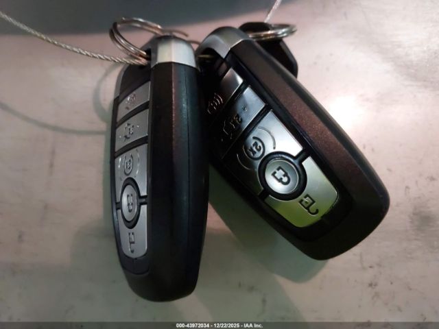 Ford Explorer Xlt Image 5