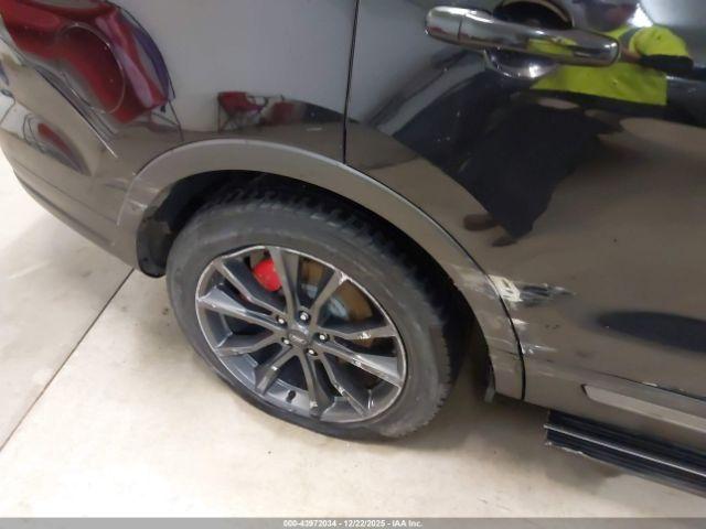 Ford Explorer Xlt Image 17