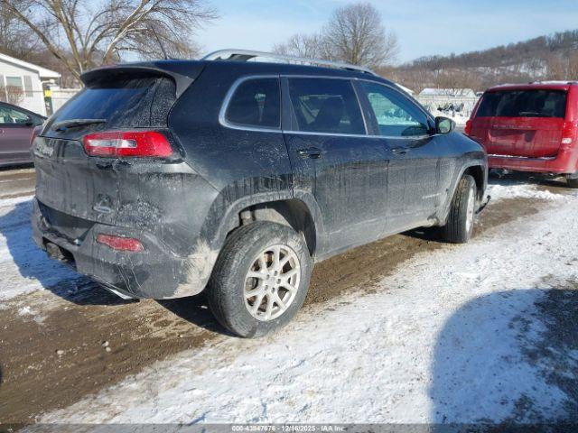 Jeep Cherokee Latitude Image 4