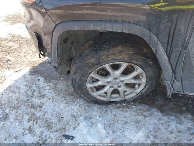 Jeep Cherokee Latitude Image 13