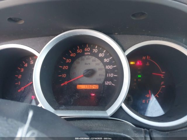 Toyota Tacoma Image 11