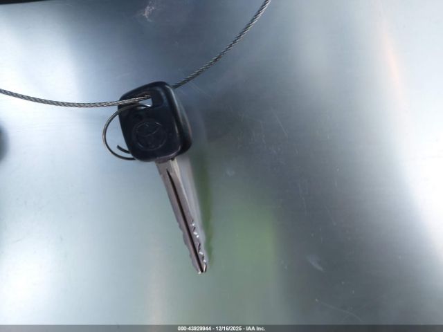 Toyota Tacoma Image 12