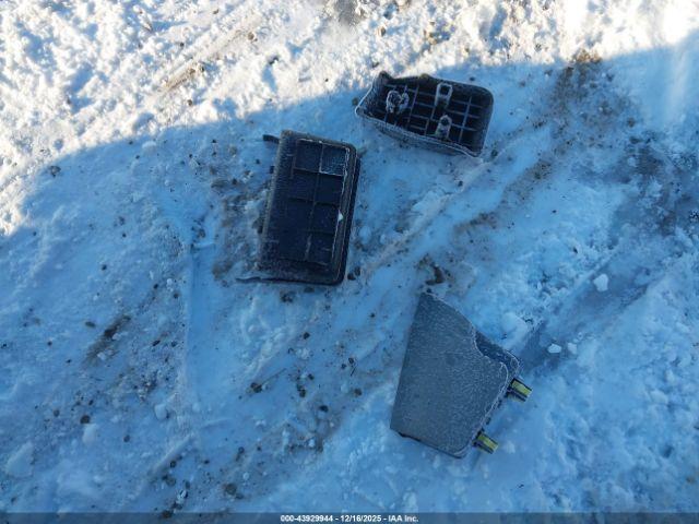 Toyota Tacoma Image 13