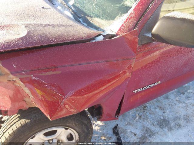 Toyota Tacoma Image 18